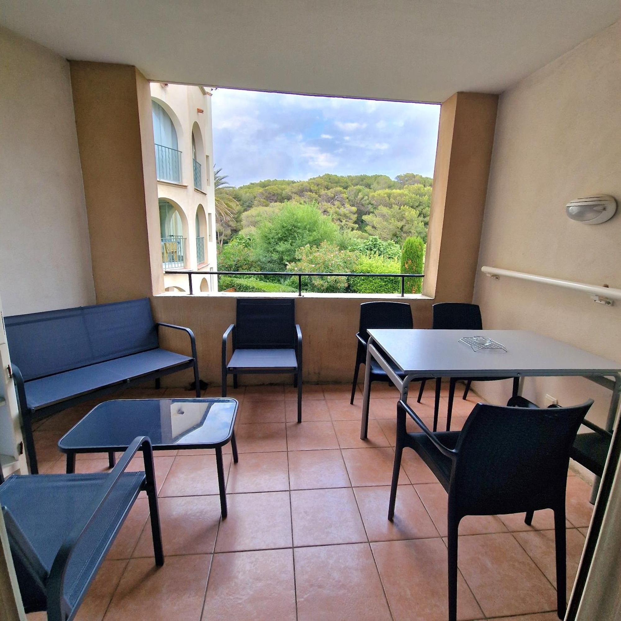 Appartement T2 - Bord De Mer - Piscine Six-Fours-les-Plages Exterior foto